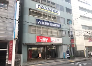 教室の外観